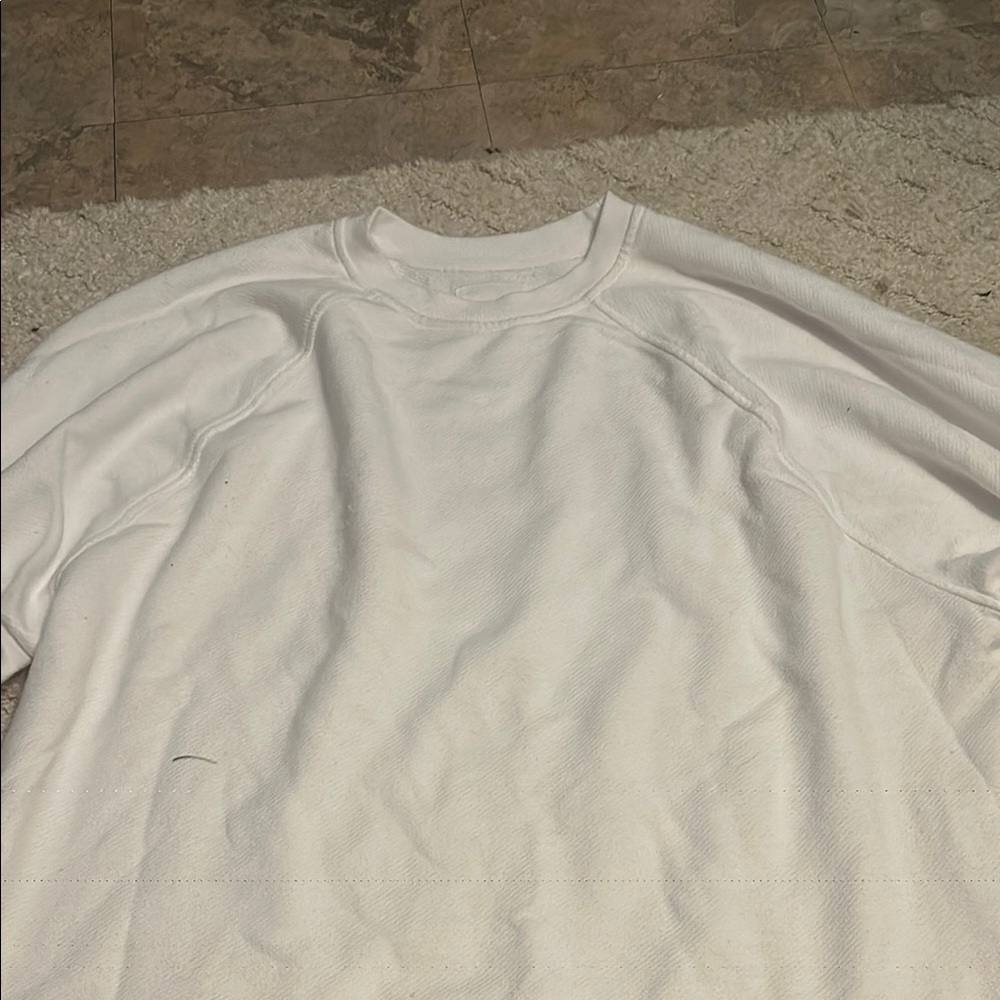 White Crewneck Sweatshirt. AIERE
